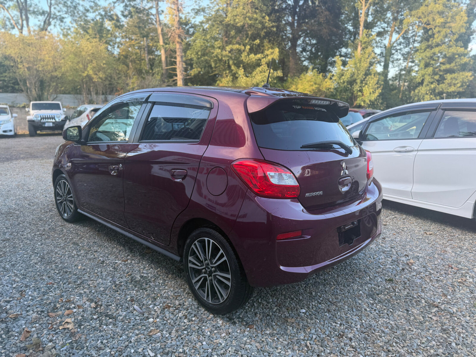 Mitsubishi Mirage — thumbnail 5