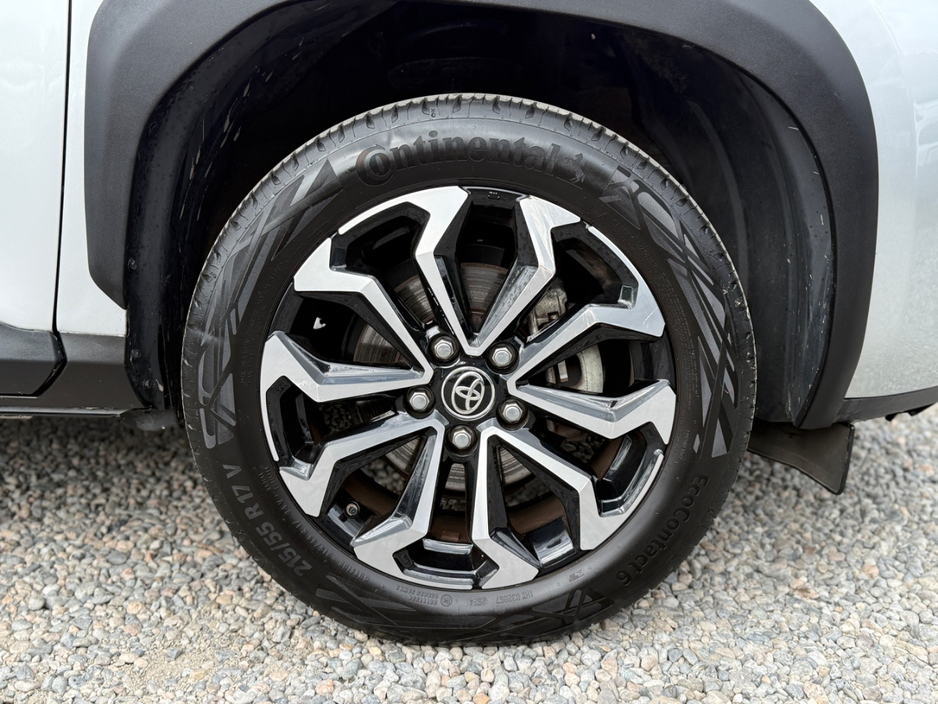 2024 Toyota Yaris Cross 1.5L Petrol Hybrid For Sale Images