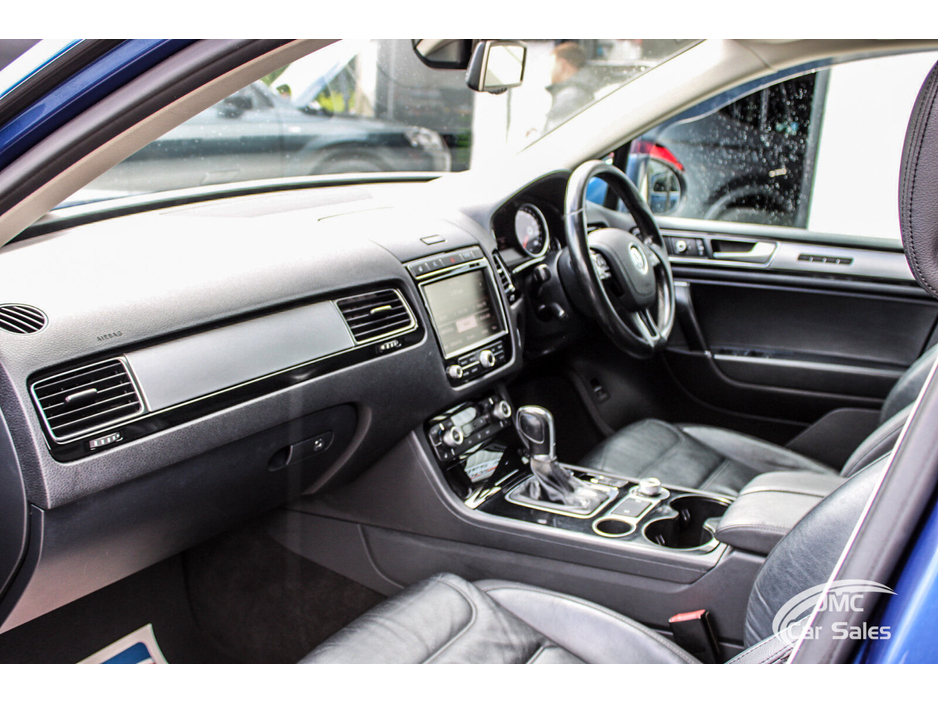 2016 Volkswagen Touareg 3L Diesel For Sale Images