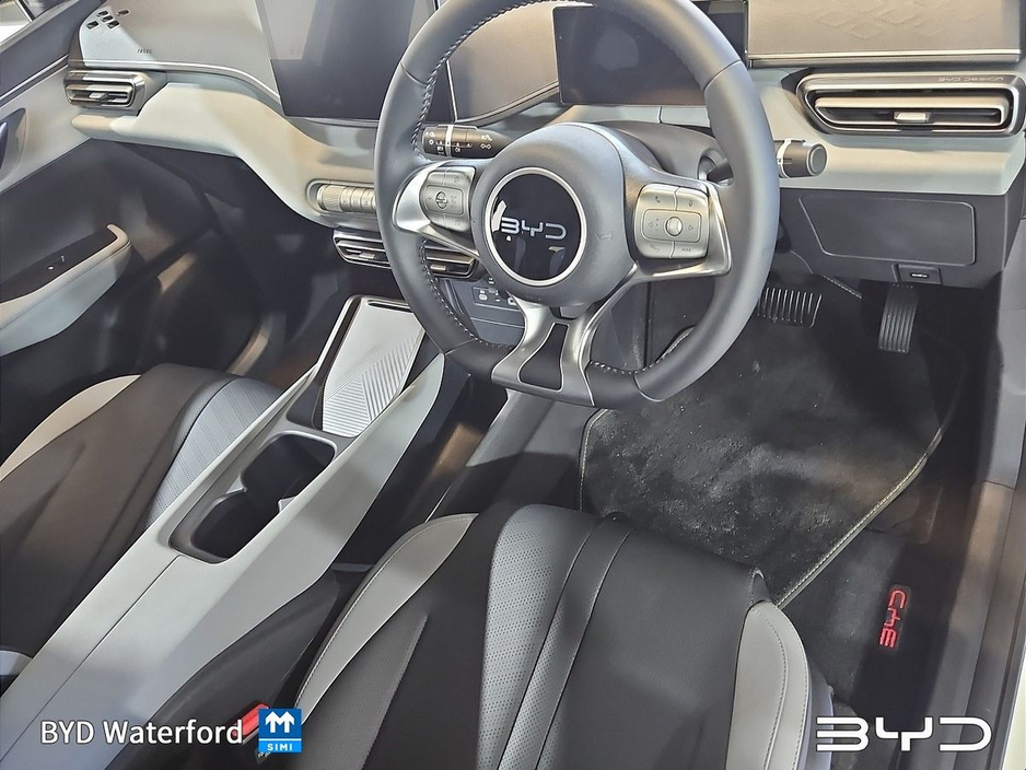 BYD Dolphin Surf *Demo Sale NOW ON* BOOST MODEL - 43.2kWh battery, up to 322km range. Includes Reversing Camera, Adaptive Cruise Control, Climate Control, Sat Nav, and Keyless Start. — thumbnail 9