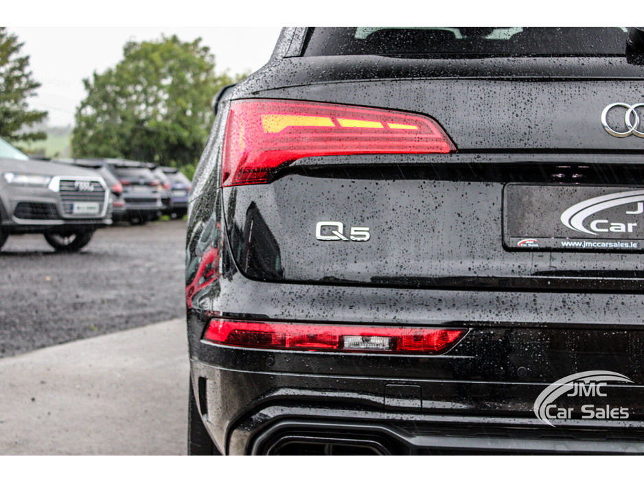 2023 Audi Q5 2L Petrol Hybrid For Sale Images