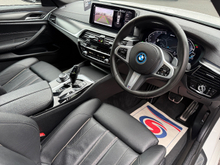 2022 BMW 5 Series 2L Petrol Plug-in Hybrid For Sale Images