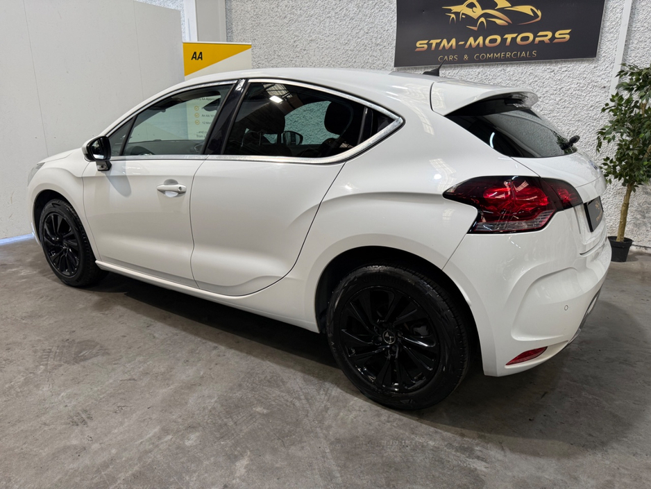 DS Automobiles DS 4 1.2 PURETECH 130 ELEGANCE — thumbnail 17