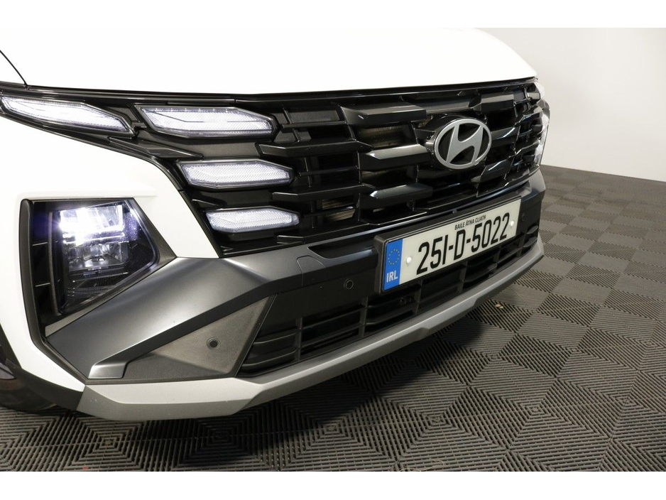 Hyundai Tucson Hybrid Executive 1.6L Petrol Automatic SUV — thumbnail 3