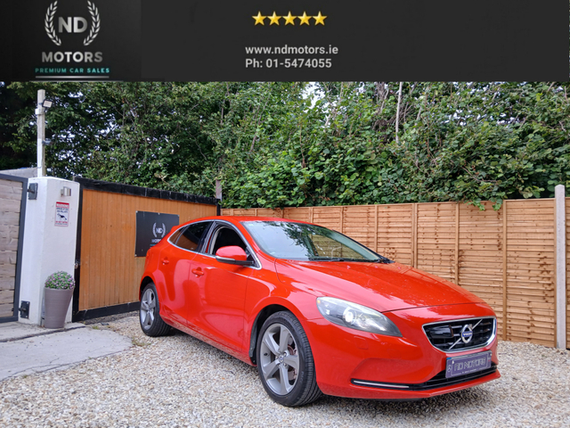 2013 VOLVO V40 1.6 Petrol Auto High Spec
