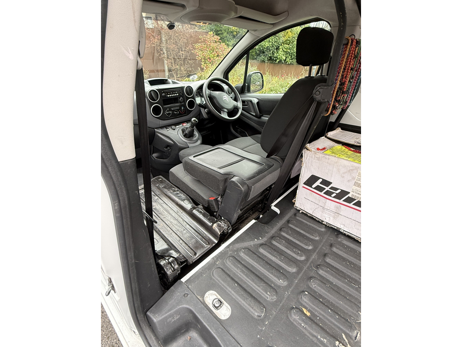 Citroen Berlingo LX BLUEHDI 75 625KG S SWB MY40 3 — thumbnail 8