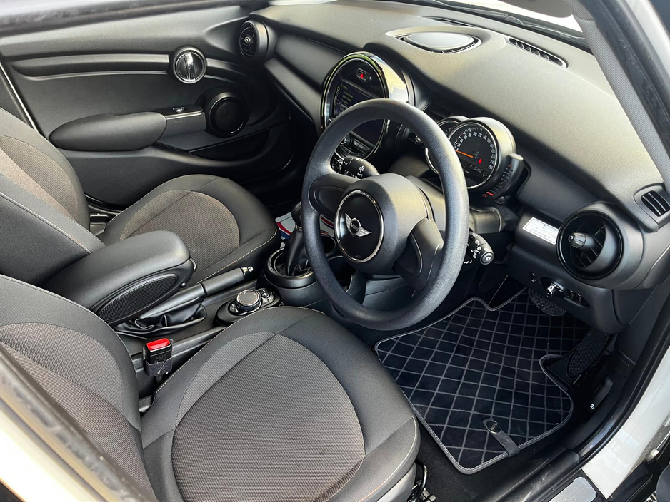 2015 MINI Cooper 1.2L Petrol For Sale Images