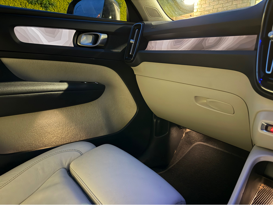 2022 Volvo XC40 1.5L Petrol Plug-in Hybrid For Sale Images