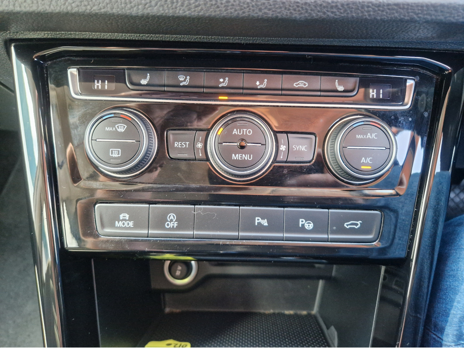 2018 Volkswagen Touran 2.0L Diesel For Sale Images