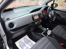 2017 Toyota Yaris 1L Petrol For Sale Images