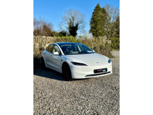 Tesla Model 3 RWD BFB1S5T1W