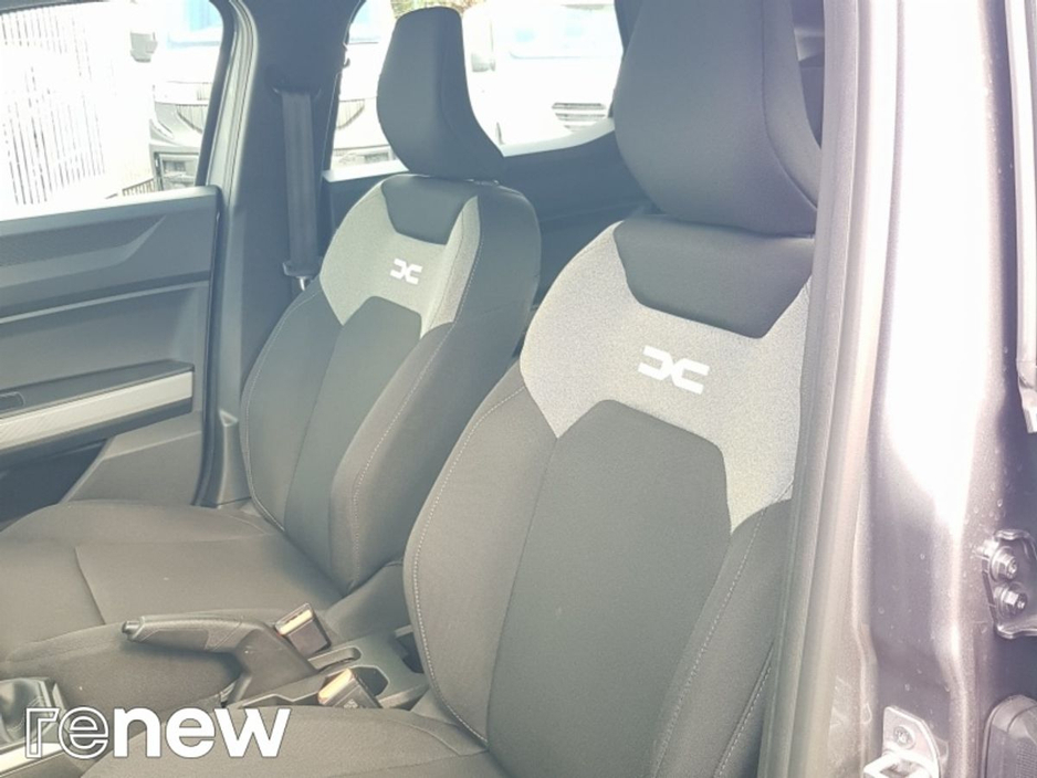 2025 Dacia Duster 1L Petrol For Sale Images
