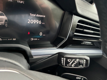 2025 Volkswagen Touareg 3L Diesel For Sale Images