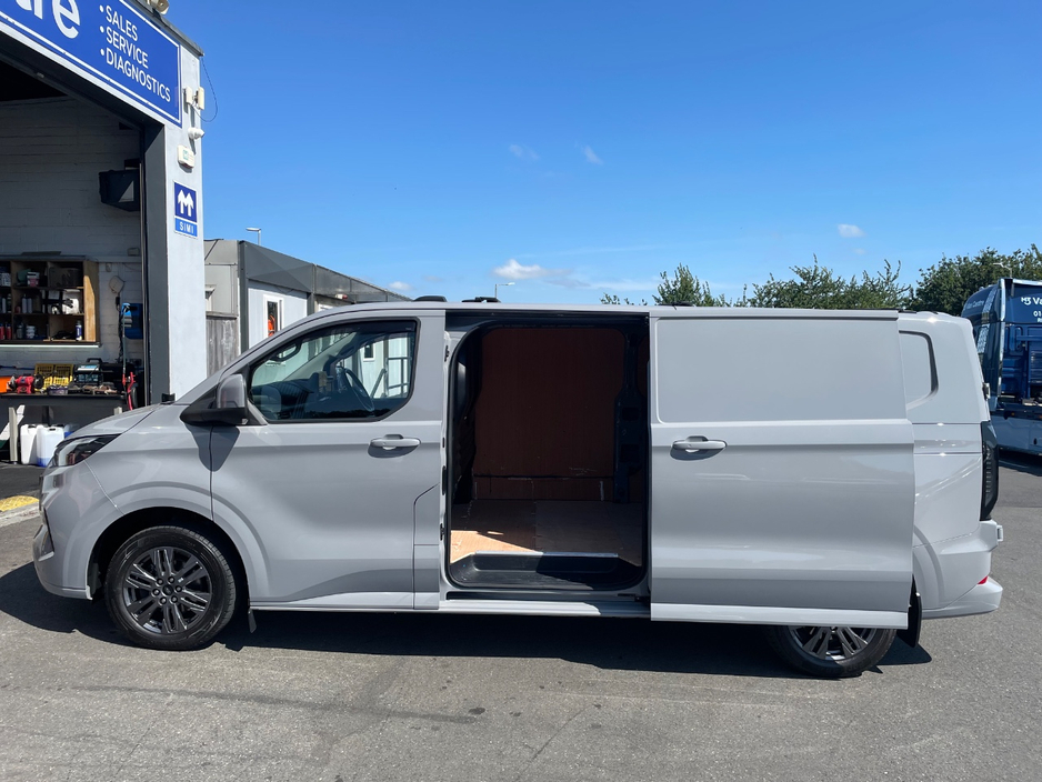 2025 Ford Transit Custom 2L Diesel For Sale Images