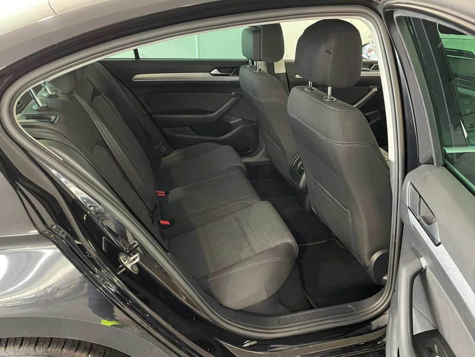 2020 Volkswagen Passat 2L Diesel For Sale Images