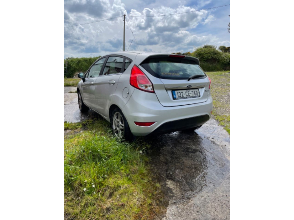 Ford Fiesta 1.5 Zetec Hatchback Diesel Manual (75bhp)