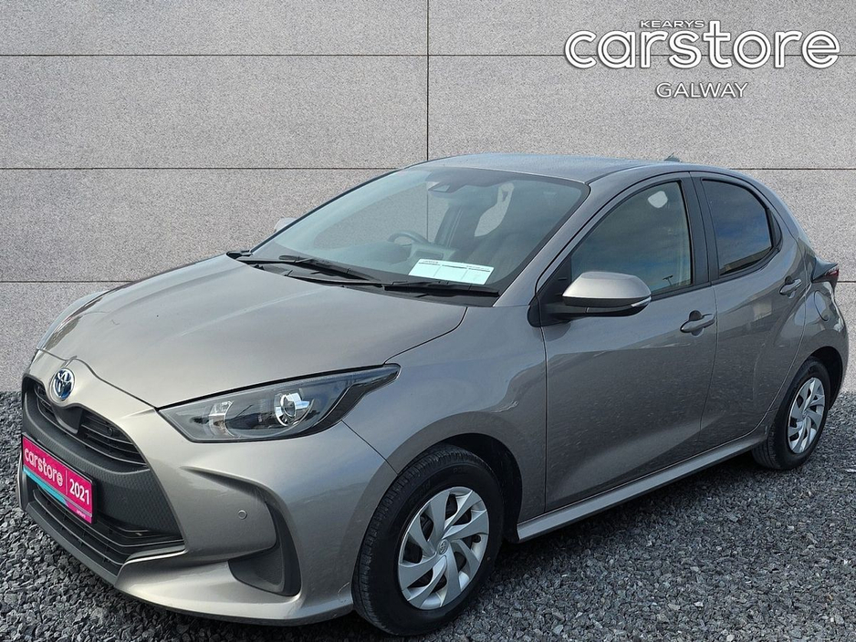 Toyota Yaris Hybrid X — thumbnail 7