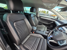 2022 Volkswagen Passat 1.4L Hybrid For Sale Images