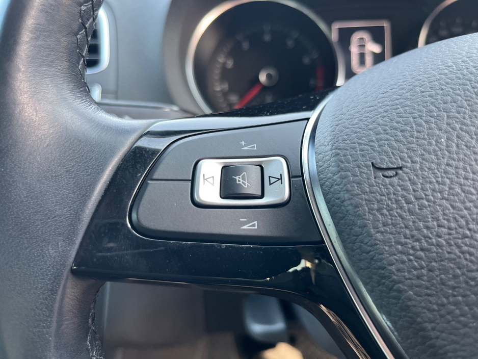 2016 Volkswagen Polo 1.2L Petrol For Sale Images