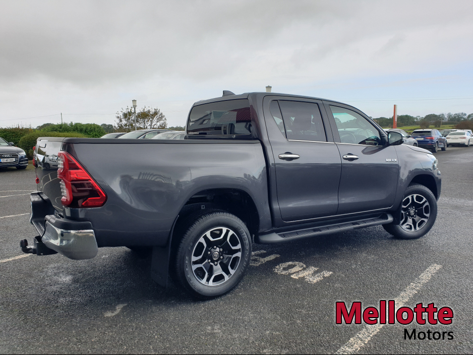 2023 Toyota Hilux 2.8L Diesel For Sale Images
