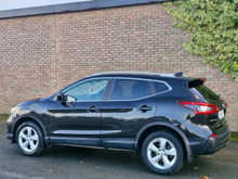 Nissan Qashqai 1.2 SV AUTOMATIC FINANCE...