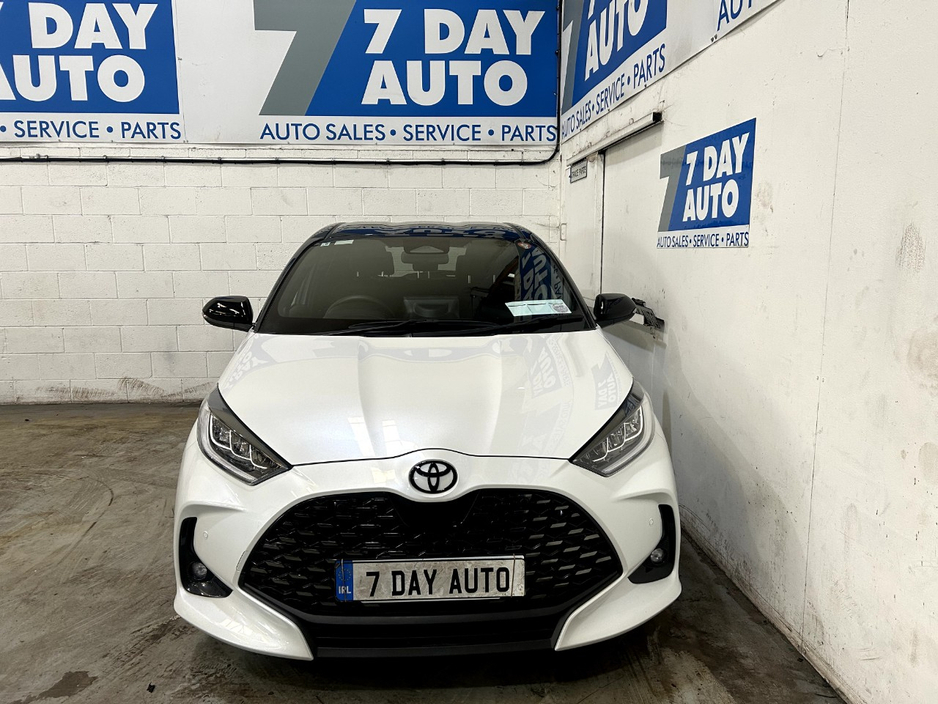2025 Toyota Yaris 1.5L Petrol Hybrid For Sale Images