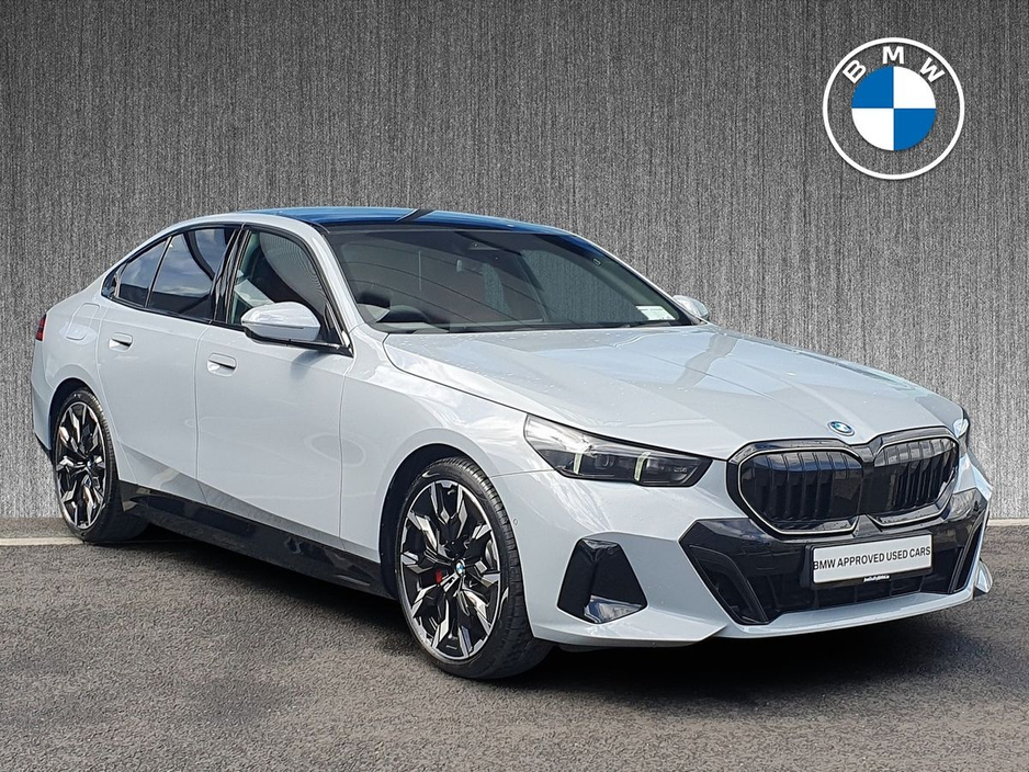 2026 BMW 5 Series 2L Petrol Plug-in Hybrid For Sale Images