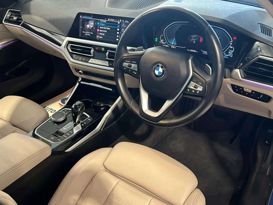 BMW 3 Series 330E SPORT PRO — thumbnail 9