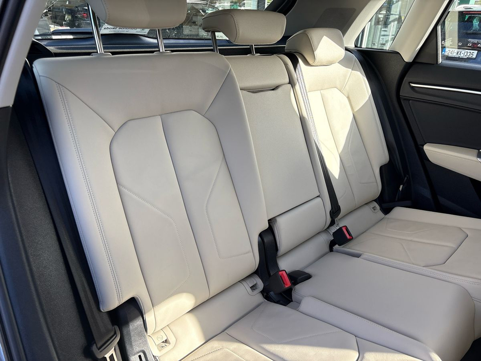 2024 Audi Q3 2L Diesel For Sale Images