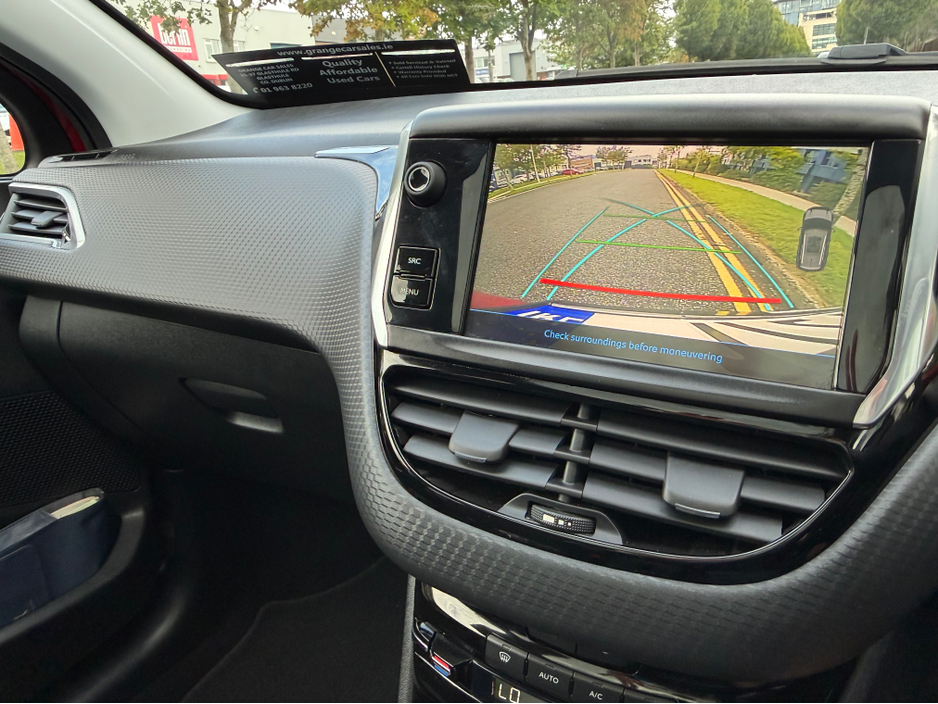 Peugeot 2008 ALLURE 1.2 PURETECH!ONLY 32K MLS!! — thumbnail 23