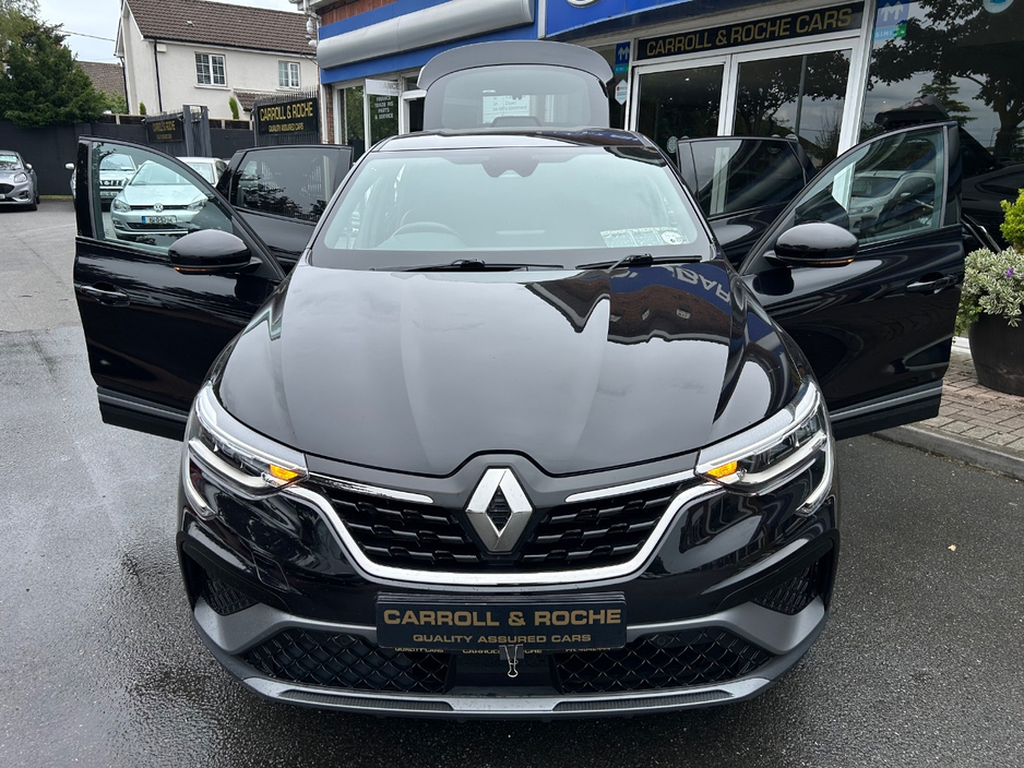 2022 Renault Arkana 1.6L Petrol Hybrid For Sale Images
