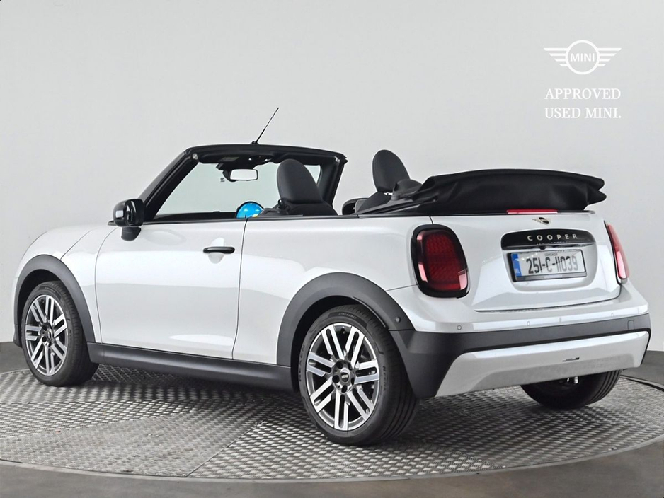 2025 MINI Hatch 2.0L Petrol For Sale Images
