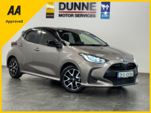 Toyota Yaris **TOP SPEC**Z-SPORT**CONTRAST ROOF**DIAMOND CUT ALLOYS**HUGE SPEC**TINY MILEAGE**WARRANTY **FINANCE AVAILABLE**