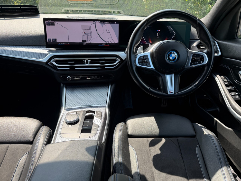 BMW 3 Series 330E M SPORT M PERFORMANCE *REMAINING MANUFACTURE WARRANTY* — thumbnail 15