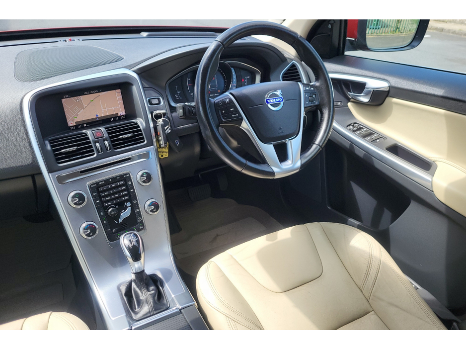 2017 Volvo XC60 2.4L Diesel For Sale Images