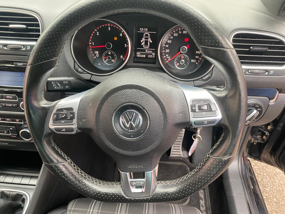 2010 Volkswagen Golf 2L Diesel For Sale Images