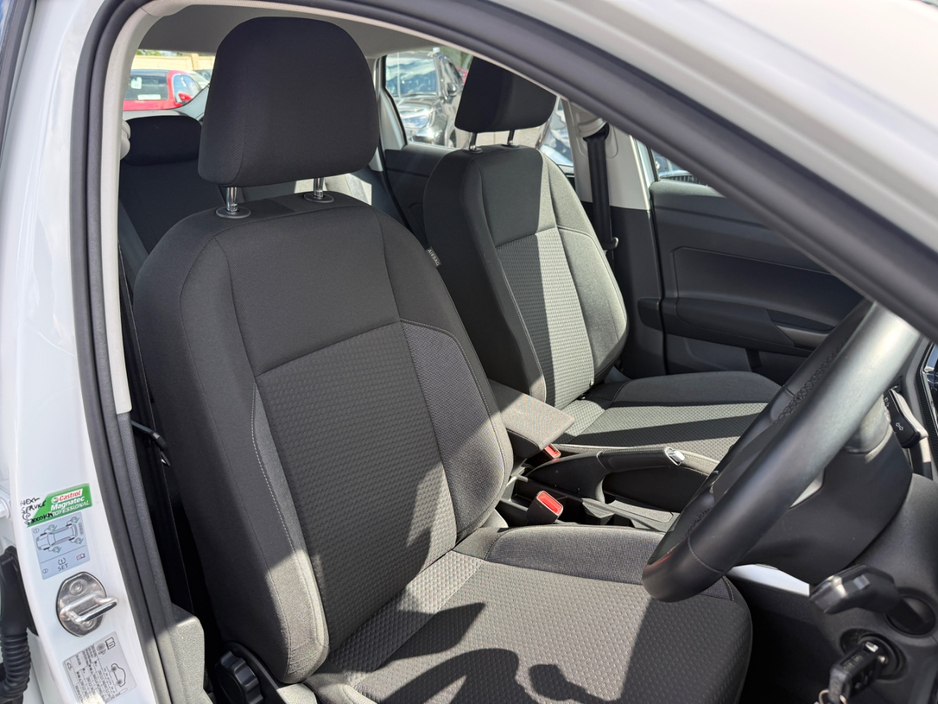 2022 Volkswagen Taigo 1L Petrol For Sale Images