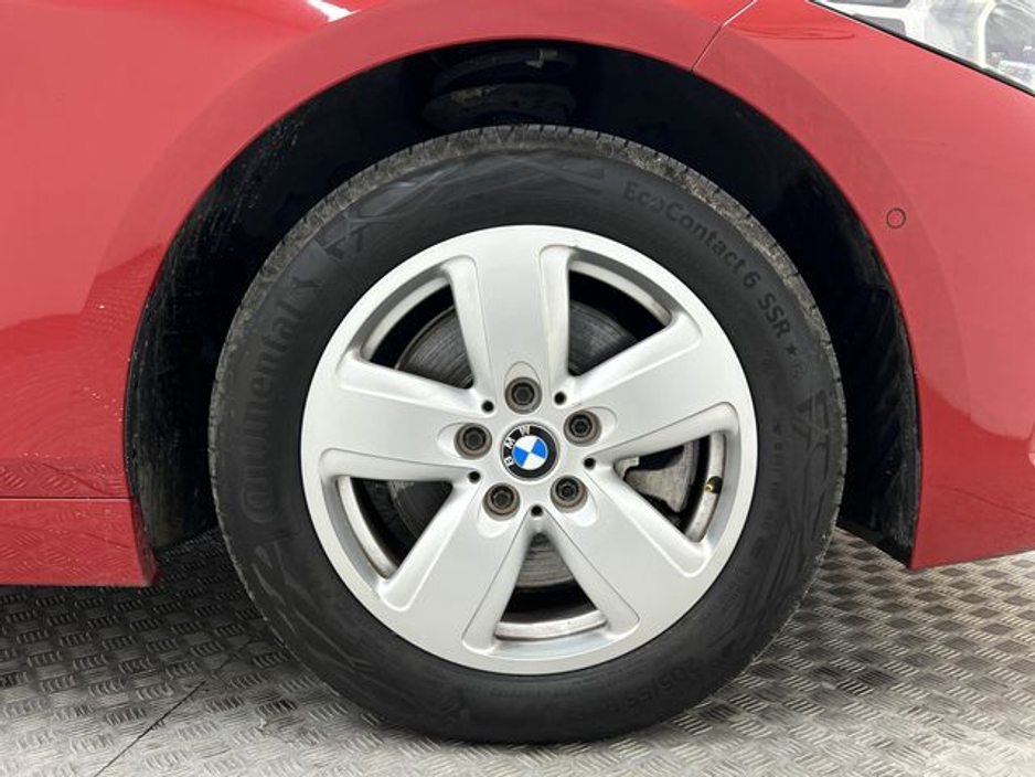 BMW 1 Series 118D PLAY EDITION JOY PLUS Automatic — thumbnail 17