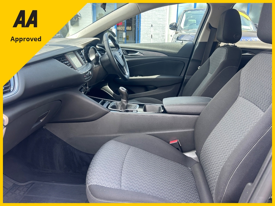 Opel Insignia 2018 OPEL INSIGNIA 1.6d TURBO SC NEW MODEL — thumbnail 4