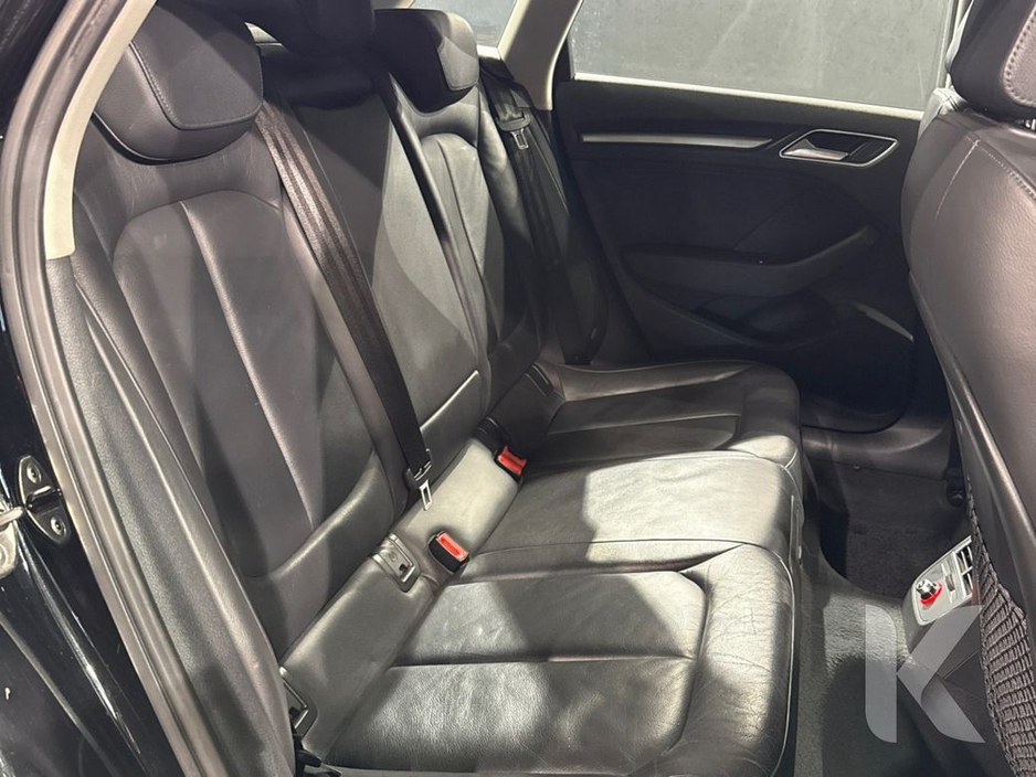 Audi A3 1.4 TFSI SPORTBACK - FULL BLACK LEATHER - FACTORY ALLOYS - ADAPTIVE CRUISE CONTROL - REVERSE CAMERA — thumbnail 12