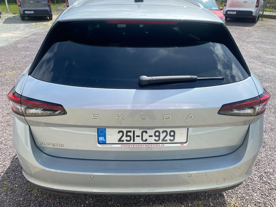 2025 Skoda Superb 2L Diesel For Sale Images