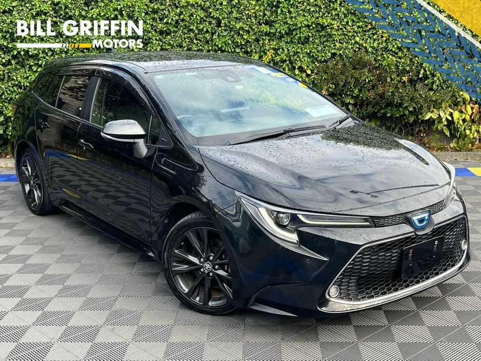 Toyota Corolla TOURING WXB 1.8 HYBRID AUTO // 18" ALLOYS // HALF LEATHER INTERIOR // REVERSE CAMERA