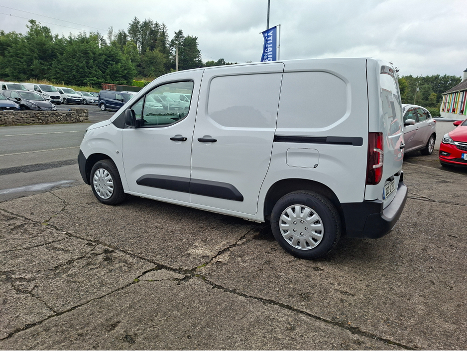 2023 Peugeot Partner 1.5L Diesel For Sale Images