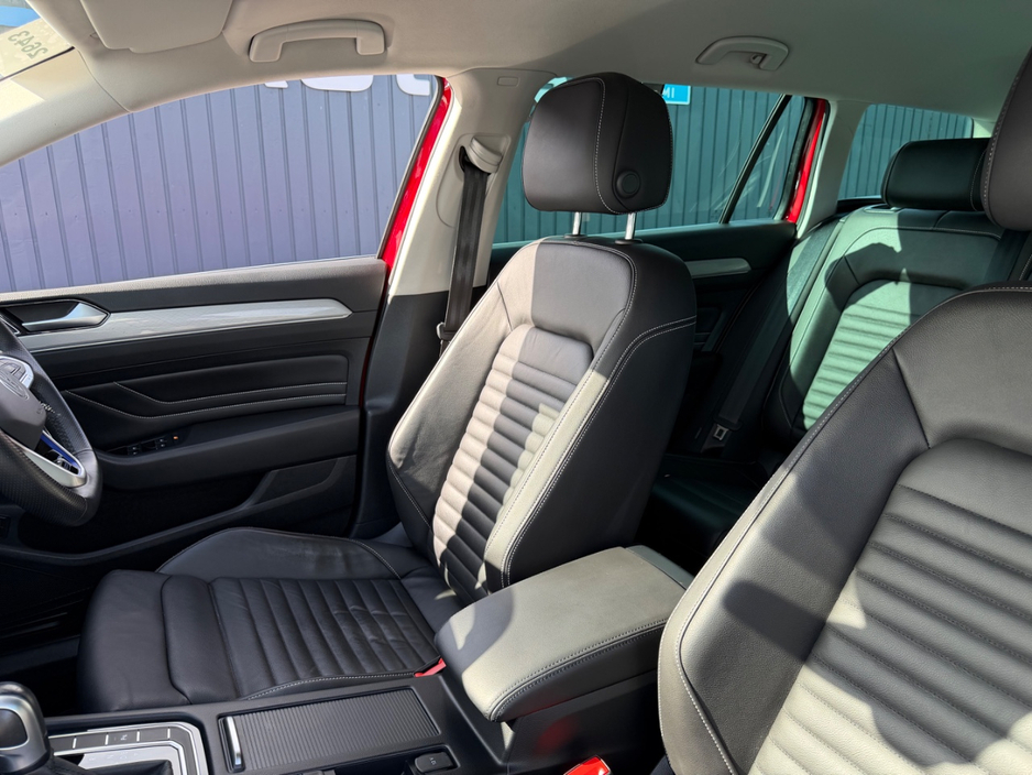 2022 Volkswagen Passat 1.4L Hybrid For Sale Images