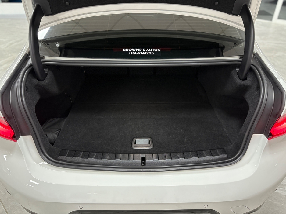 2023 BMW 3 Series 2L Hybrid For Sale Images