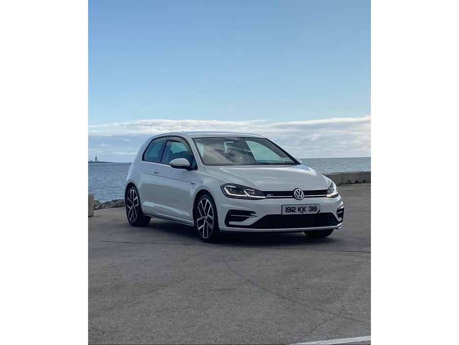 Volkswagen Golf R-LINE 1.5 TSI D7F 3DR 150HP 5 5DR AU