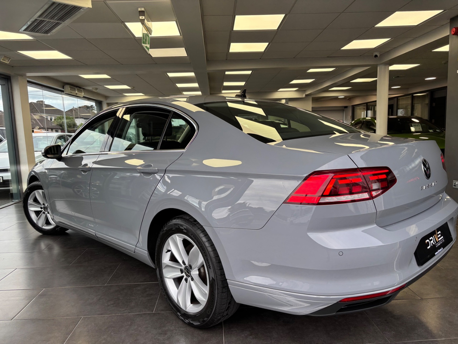 2022 Volkswagen Passat 2L Diesel For Sale Images