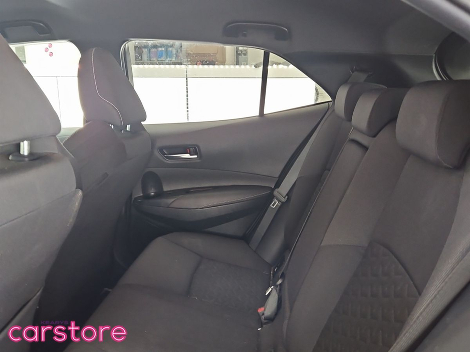 Toyota Corolla 1.8 Hybrid Luna Sport Hatchback — thumbnail 13