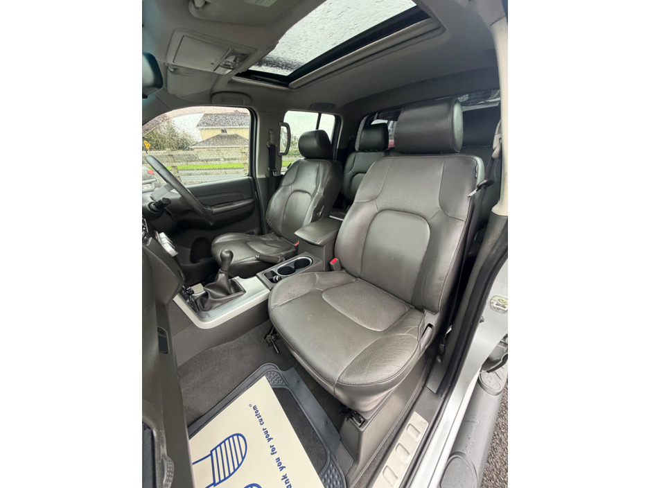 2014 Nissan Navara 2.5L Diesel For Sale Images