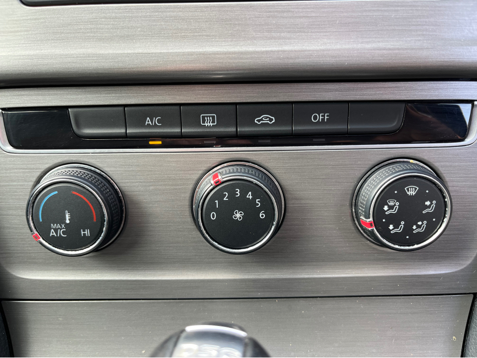 2014 Volkswagen Golf 1.6L Diesel For Sale Images